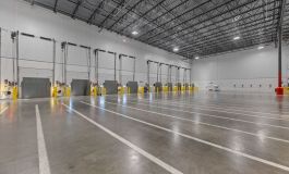 Faust Distributing - Warehouse Dock Doors