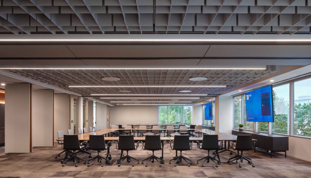 Apache Corporation - Corporate Interiors Builder Office Interior General Contractor, Office Interior Builder, Office Interior, Corporate Interiors Construction, Corporate Interiors Builder, Corporate Interiors General Contractor